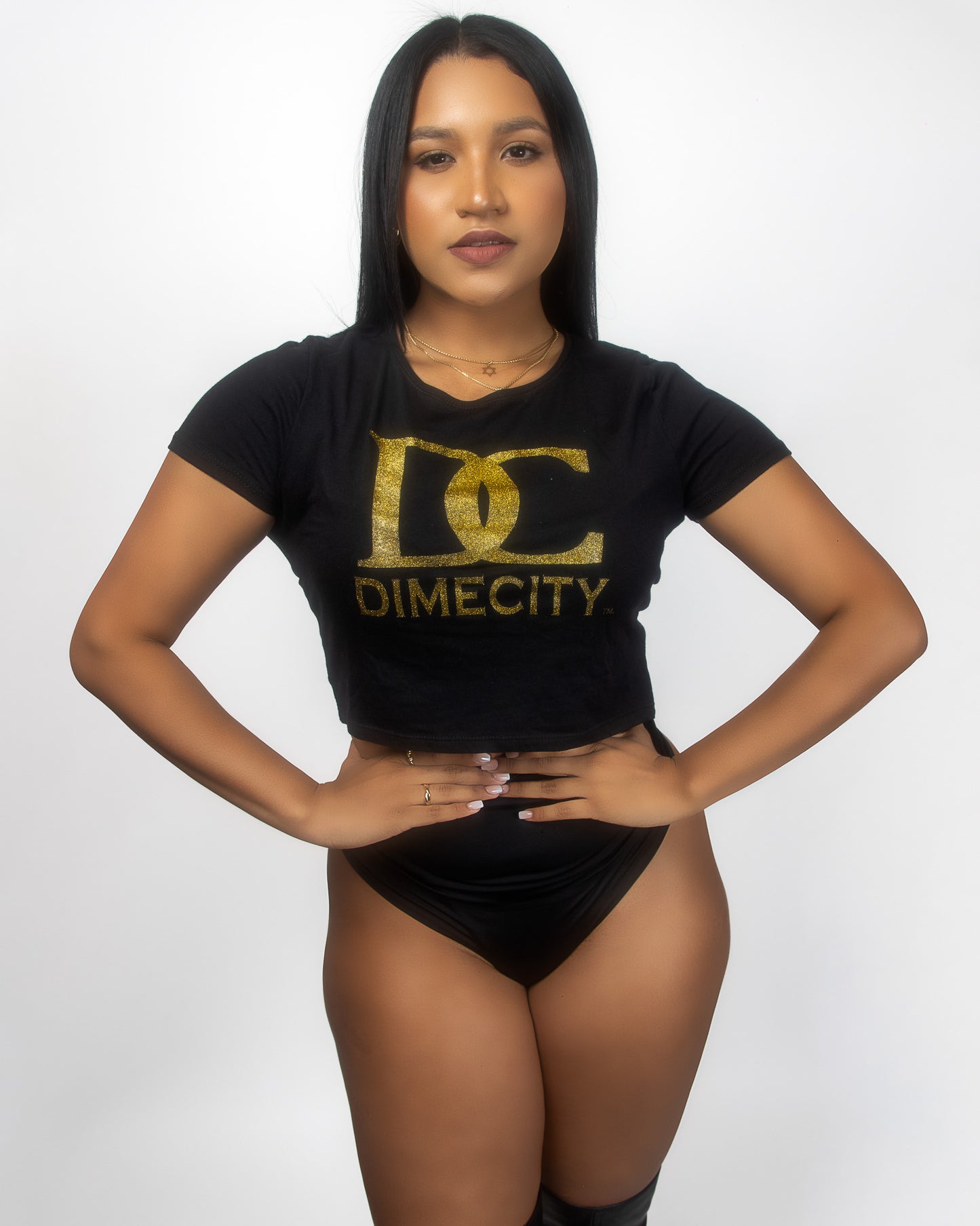 Dime City Woman's Luxury Short-sleeve Crop Top
